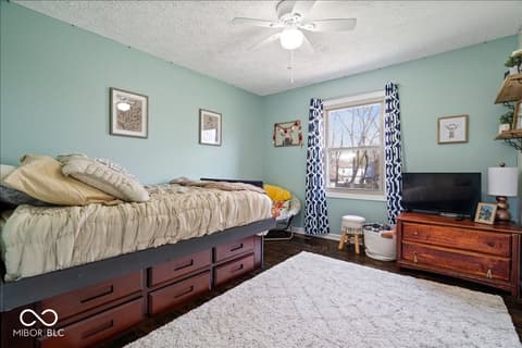 Photo of 231 Aspen Way, Noblesville, IN