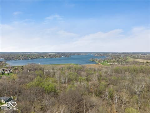 Photo of 231 Aspen Way, Noblesville, IN