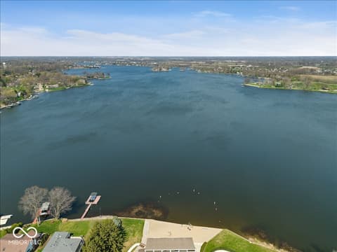 Photo of 231 Aspen Way, Noblesville, IN