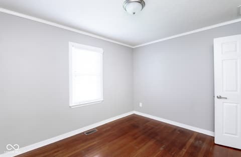 Photo of 267 S Second Street, Scottsburg, IN