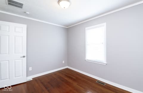 Photo of 267 S Second Street, Scottsburg, IN