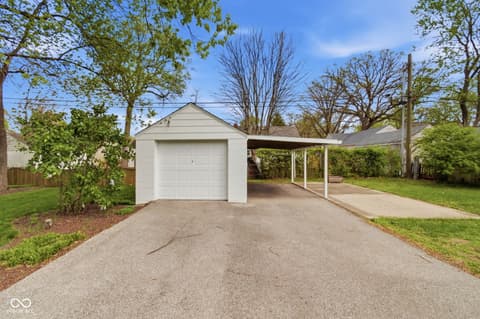 Garage at 2512 E 58th Street, Indianapolis, IN