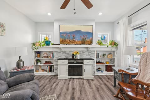 Living room at 554 N Oakland Avenue, Indianapolis, IN