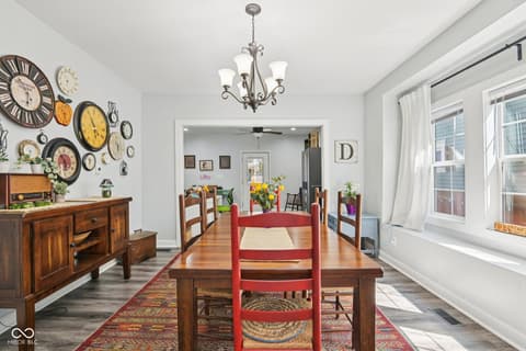 Dining room at 554 N Oakland Avenue, Indianapolis, IN