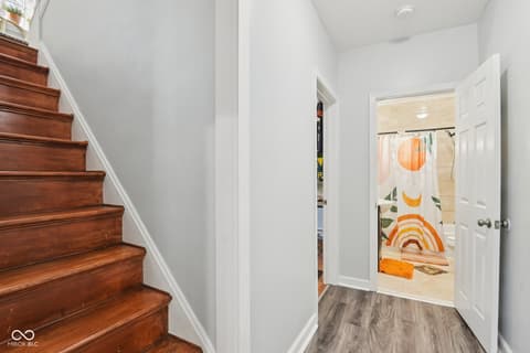Stairs — 554 N Oakland Avenue, Indianapolis, IN