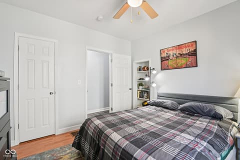 Bedroom at 554 N Oakland Avenue, Indianapolis, IN