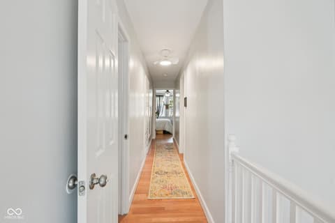 Hallway at 554 N Oakland Avenue, Indianapolis, IN