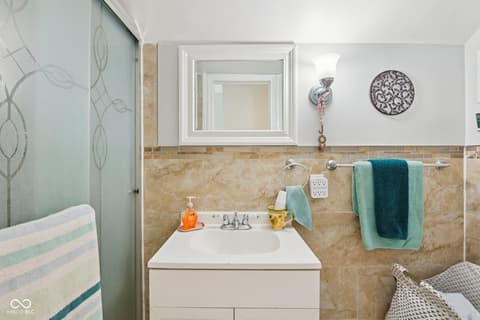 Bathroom at 554 N Oakland Avenue, Indianapolis, IN