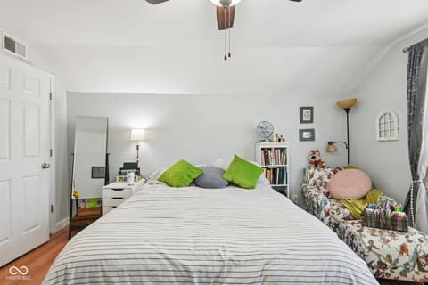 Bedroom at 554 N Oakland Avenue, Indianapolis, IN