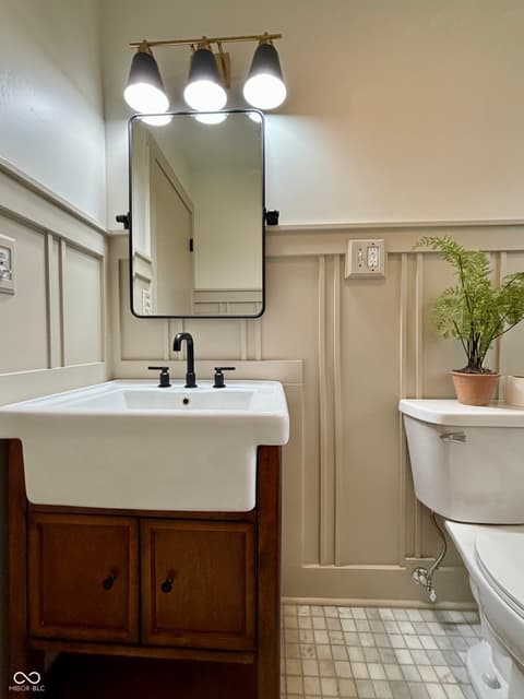 Photo of 104 Mohawk Drive, Flora, IN