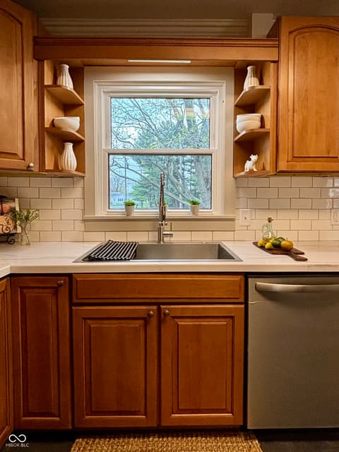 Photo of 104 Mohawk Drive, Flora, IN