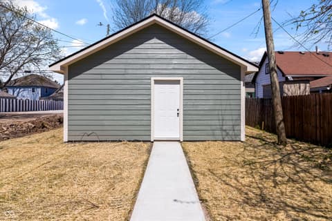 Photo of 106 Wisconsin Street, Indianapolis, IN