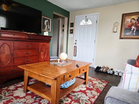 Photo of 360 N Colfax Street, Martinsville, IN