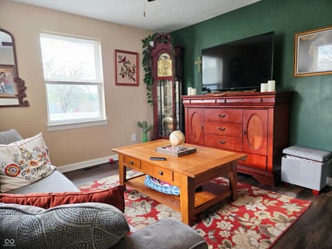 Photo of 360 N Colfax Street, Martinsville, IN