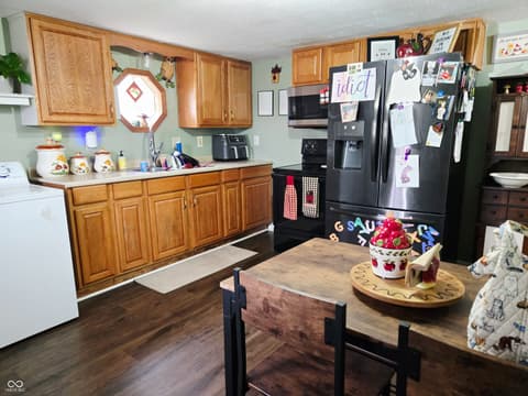 Photo of 360 N Colfax Street, Martinsville, IN