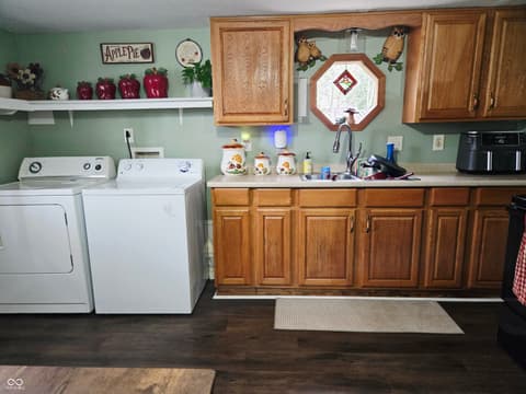 Photo of 360 N Colfax Street, Martinsville, IN