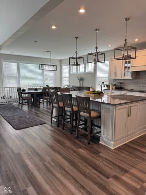 Photo of 5732 Lake Bend Court, Bargersville, IN