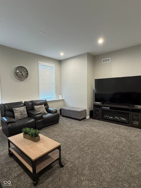 Photo of 5732 Lake Bend Court, Bargersville, IN