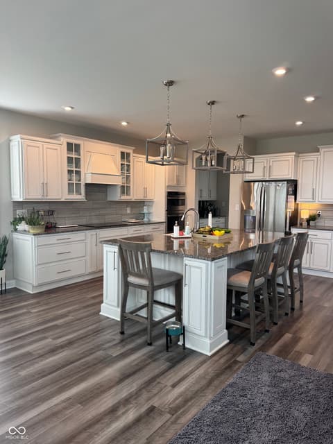 Photo of 5732 Lake Bend Court, Bargersville, IN