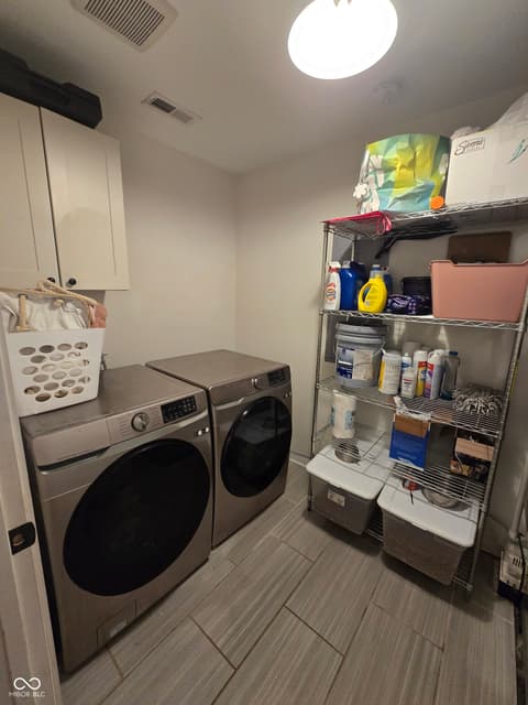 Laundry room at 803 Park Drive, Lebanon, IN