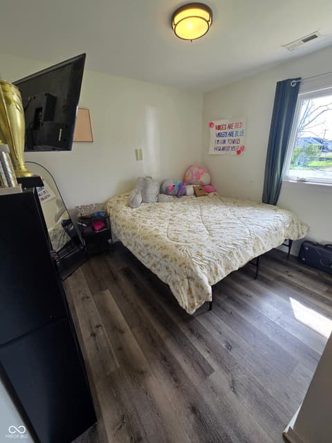 Bedroom at 803 Park Drive, Lebanon, IN