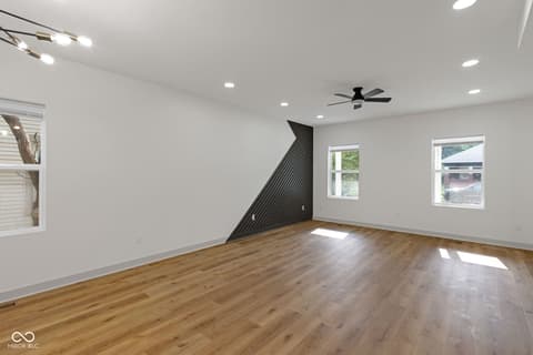 Photo of 35 S Bradley Avenue, Indianapolis, IN
