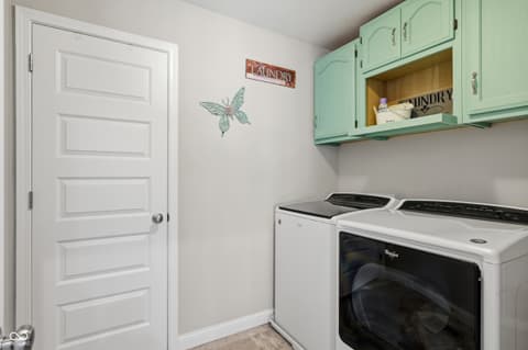 Photo of 692 Ridge Gate Drive, Brownsburg, IN