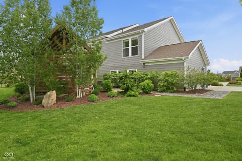 Photo of 692 Ridge Gate Drive, Brownsburg, IN