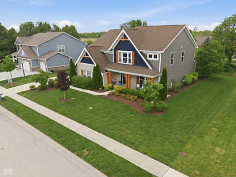Photo of 692 Ridge Gate Drive, Brownsburg, IN