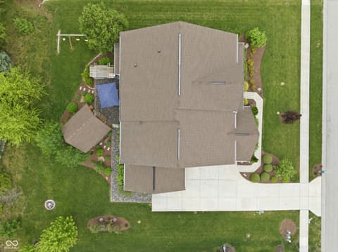 Photo of 692 Ridge Gate Drive, Brownsburg, IN
