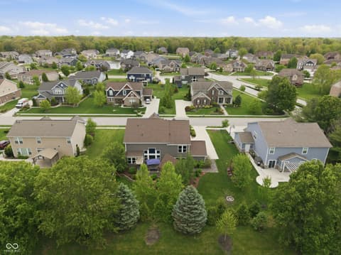 Photo of 692 Ridge Gate Drive, Brownsburg, IN