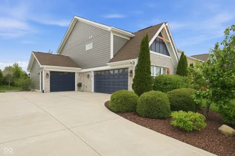 Photo of 692 Ridge Gate Drive, Brownsburg, IN