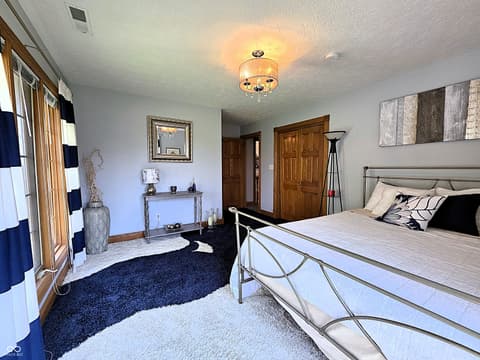 Photo of 115 Jordan Road, Indianapolis, IN