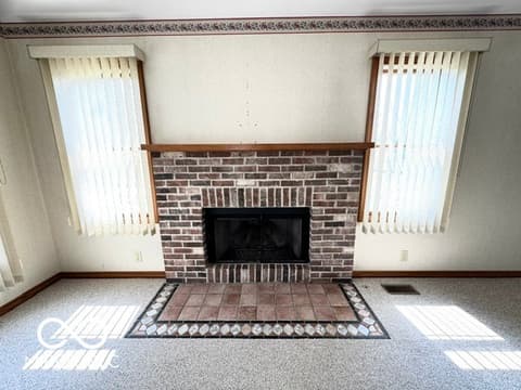 Photo of 411 N College Street, Rockville, IN