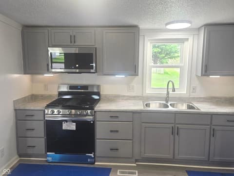 Photo of 503 E Park Street, Trafalgar, IN