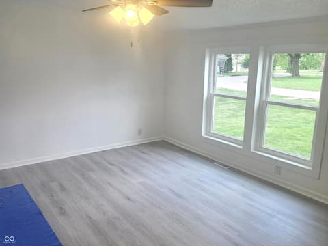 Photo of 503 E Park Street, Trafalgar, IN