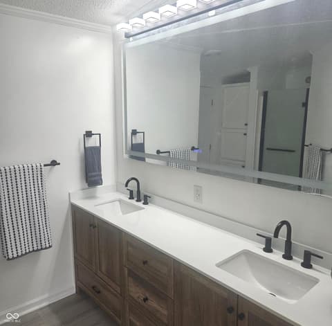 Photo of 503 E Park Street, Trafalgar, IN