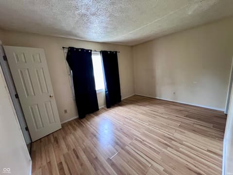 Photo of 242 W Main Street, Ellettsville, IN