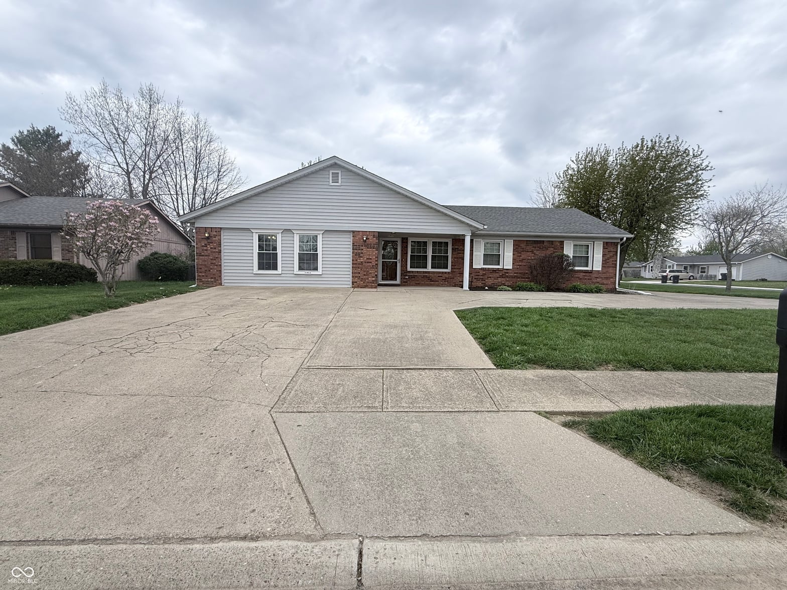 Photo of 2 Rypma Row, Whiteland, IN