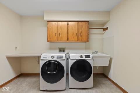 Photo of 6605 Mossy Rock Lane, Indianapolis, IN