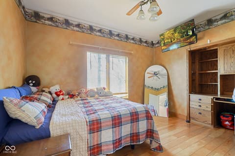 Photo of 1288 W County Road 215 S, Connersville, IN