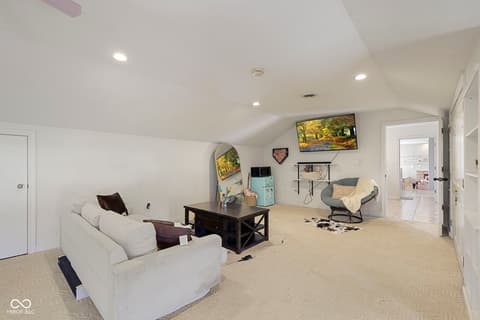 Photo of 1288 W County Road 215 S, Connersville, IN
