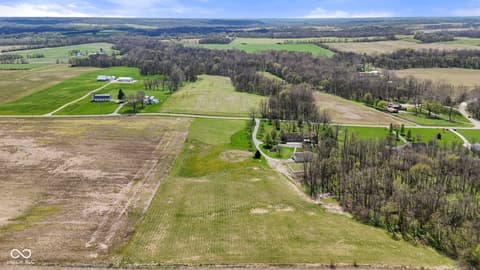 Photo of 1288 W County Road 215 S, Connersville, IN
