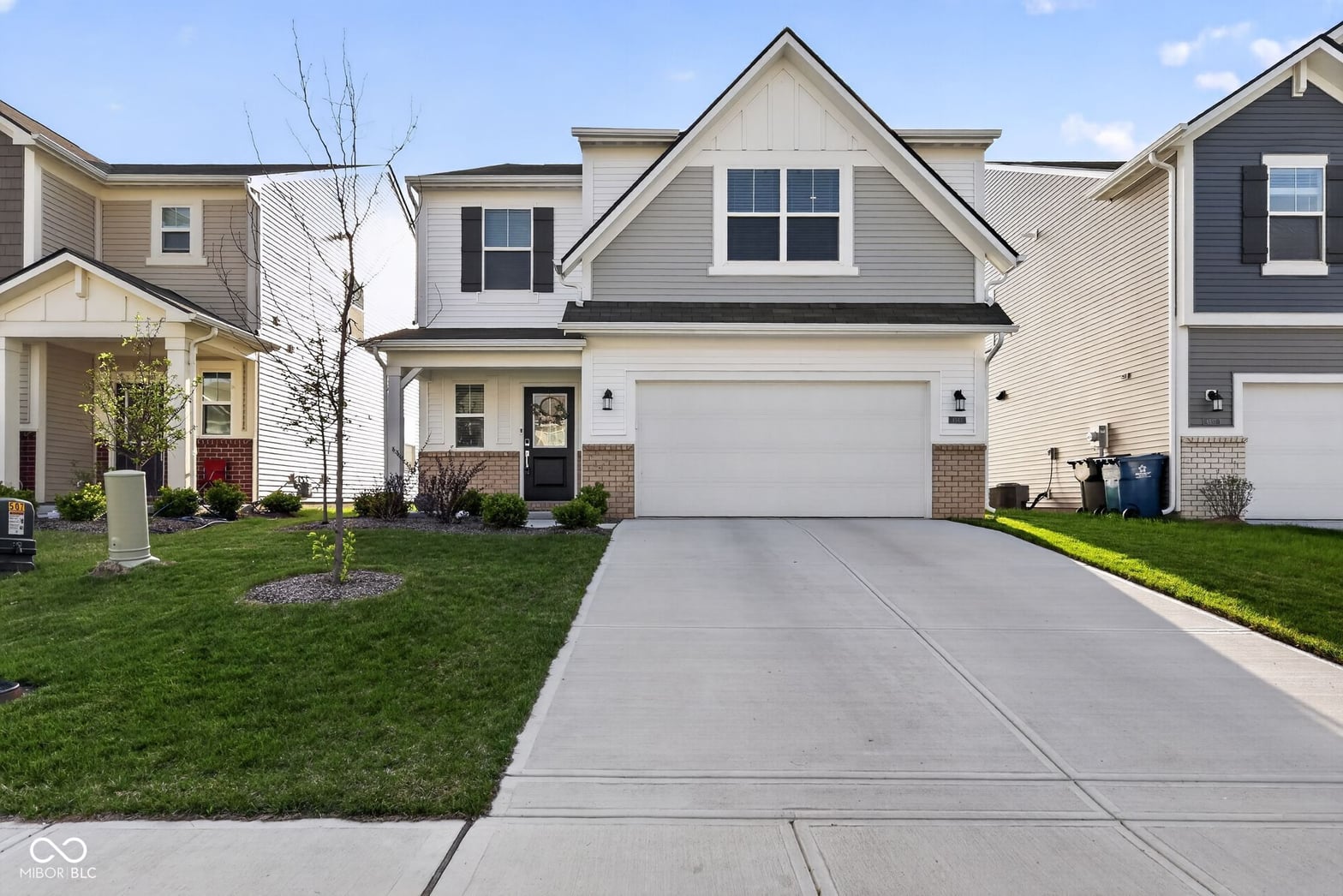 Front exterior at 4543 Nokes Place, Indianapolis, IN