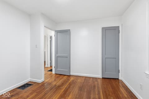 Photo of 483 S Somerset Avenue, Indianapolis, IN