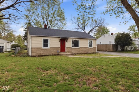Photo of 483 S Somerset Avenue, Indianapolis, IN