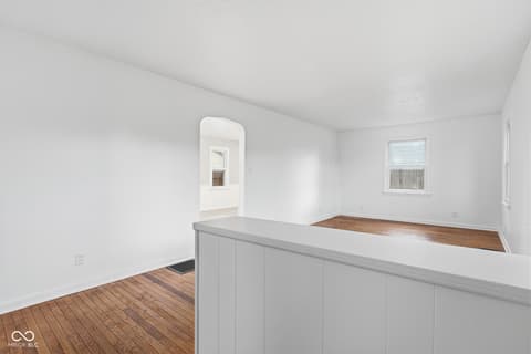 Photo of 483 S Somerset Avenue, Indianapolis, IN