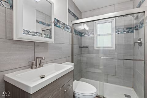Photo of 483 S Somerset Avenue, Indianapolis, IN