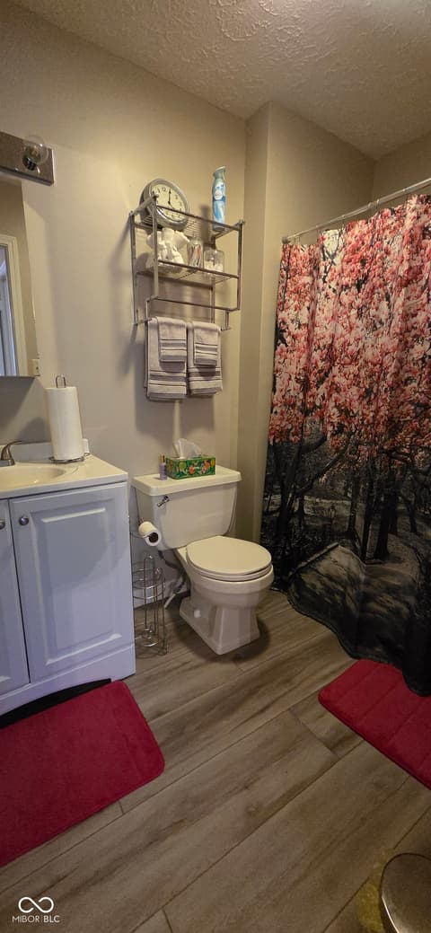 Photo of 8043 Valley Farms Lane, Indianapolis, IN