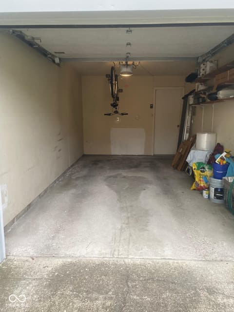 Photo of 8043 Valley Farms Lane, Indianapolis, IN